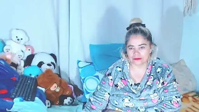 estrellita fugaz16x online show from September 27, 3:22 am