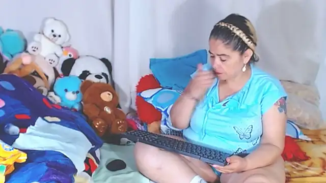 estrellita fugaz16x online show from October 5, 4:55 am