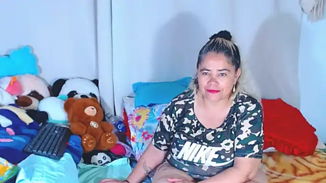 estrellita fugaz16x online show from October 8, 1:47 am