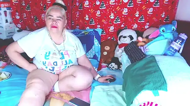 estrellita fugaz16x online show from March 17, 4:17 am