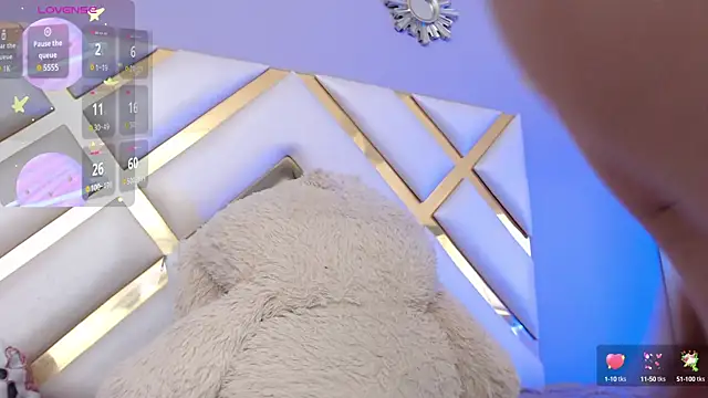 BeckyAnders online show from September 30, 4:45 pm