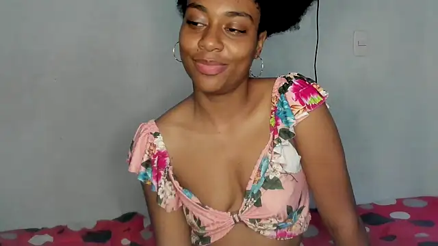 Snapshot of thaimy_ chatting on September 21, 3:57 pm thaimy online show from September 21, 3:57 pm