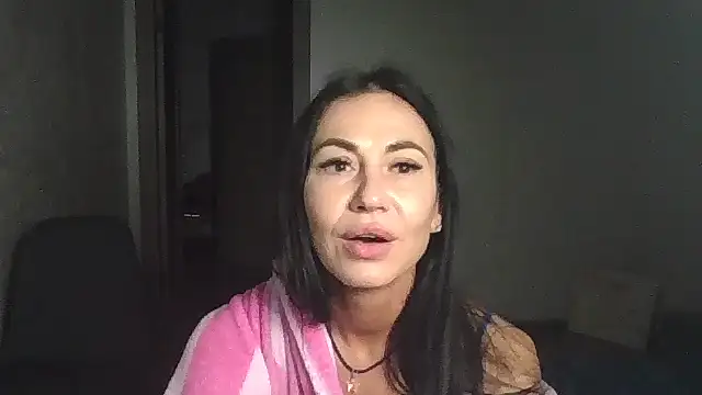 JulianaGold1 online show from January 29, 9:17 pm