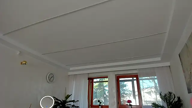 TiffanyHouston  online show from March 7, 6:57 am