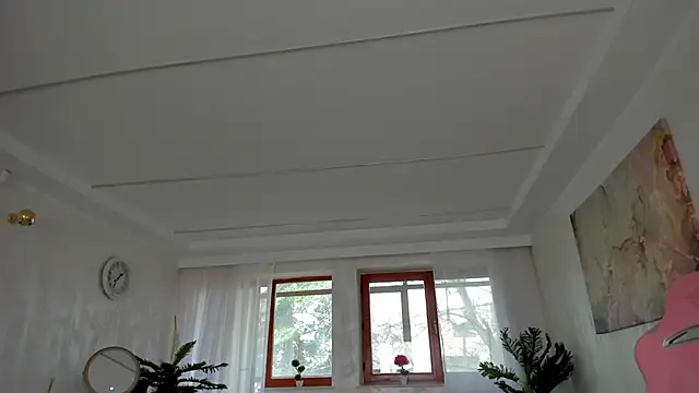 TiffanyHouston  online show from March 11, 7:04 am