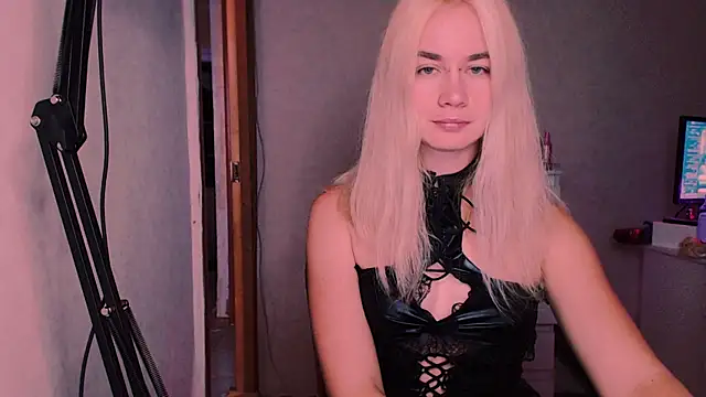 xxxcharismaaa online show from September 30, 6:02 pm