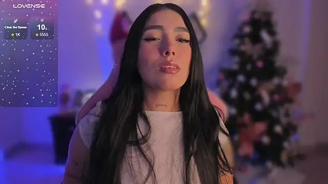Snapshot of shantall_vidales_ chatting on December 13, 5:49 am shantall vidales online show from December 13, 5:49 am