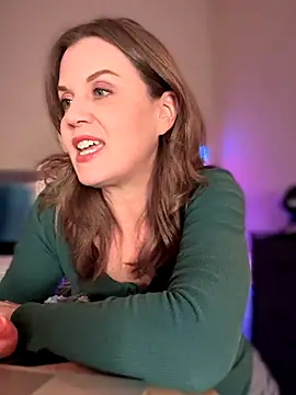 MaiseKnox online show from September 27, 11:10 pm