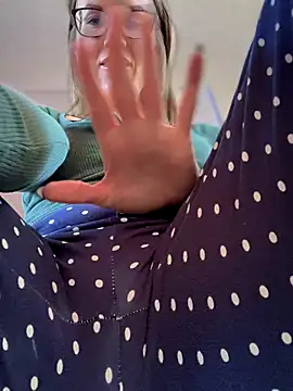 MaiseKnox online show from October 24, 10:50 pm