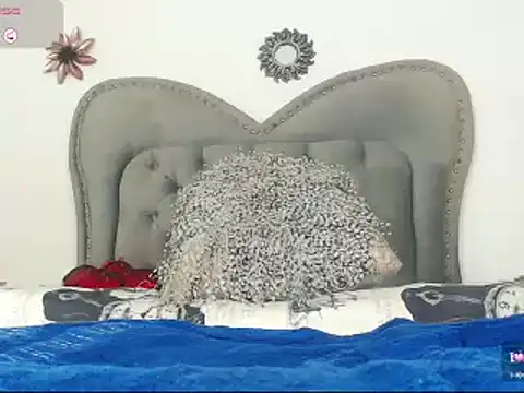 Snapshot of Sunshinee- chatting on January 17, 4:06 am Sunshinee- online show from January 17, 4:06 am