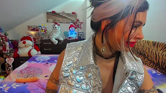 Snapshot of Raffaelababy chatting on December 27, 12:56 pm Raffaelababy online show from December 27, 12:56 pm