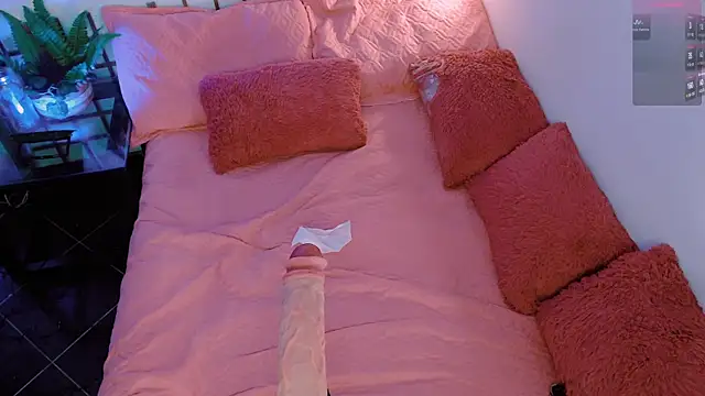 alexa11  online show from January 31, 9:59 pm