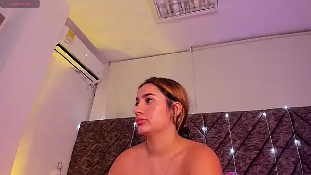 Vivi prinncess online show from February 8, 2:04 am