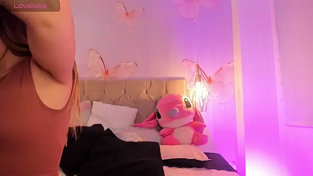 Vivi prinncess online show from March 28, 9:14 pm