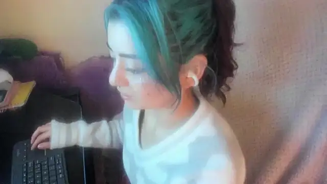 Sammysammy  online show from July 7, 6:27 am