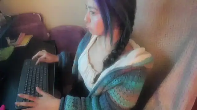 Sammysammy  online show from August 10, 3:54 am
