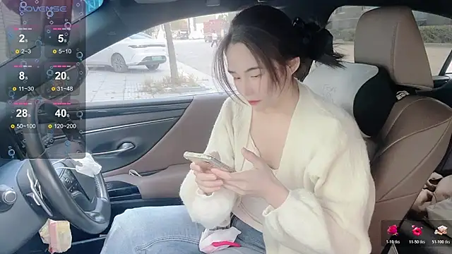 orla2021 online show from November 25, 12:43 am