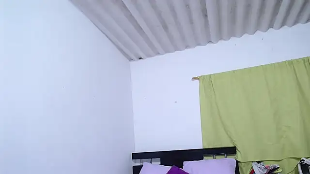 sexxy ticki online show from December 13, 12:42 am