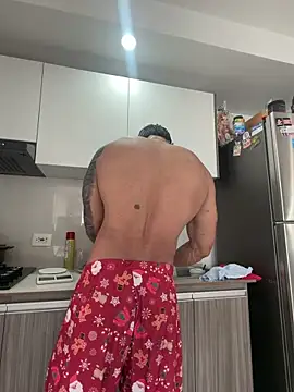 Snapshot of eros-steel chatting on February 28, 1:34 pm eros-steel online show from February 28, 1:34 pm