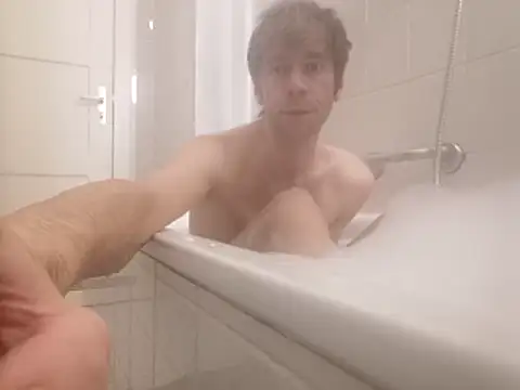 fit ass 2021 online show from December 17, 5:30 pm