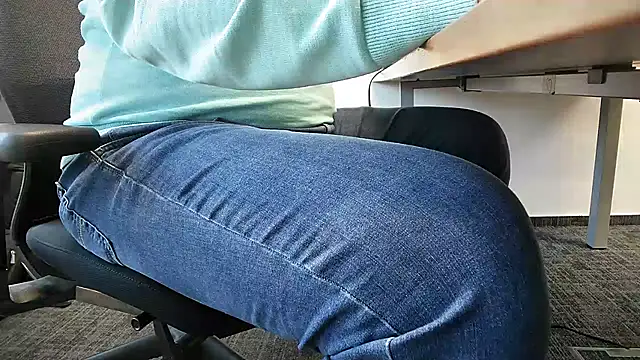 69bezfleku online show from December 16, 7:26 am