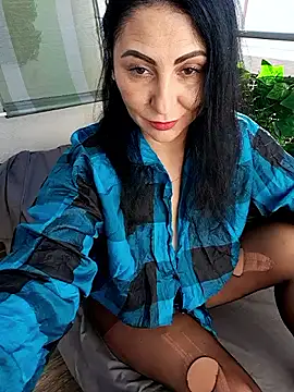 charrlote love online show from November 2, 12:40 pm