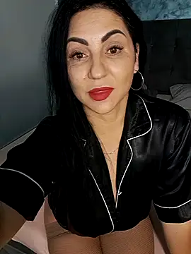 charrlote love online show from February 5, 2:11 pm