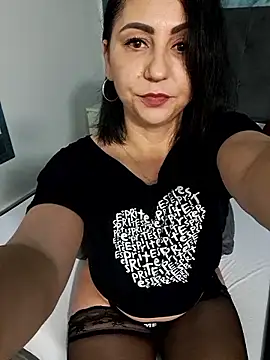 charrlote love online show from April 18, 3:27 pm