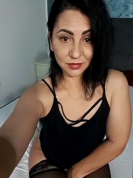 charrlote love online show from June 11, 2:53 am