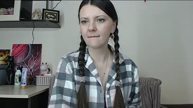 SugarTati online show from March 1, 8:21 pm