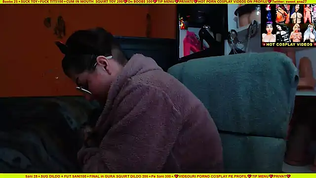 Snapshot of cuminmenowbbyx chatting on January 13, 4:51 pm cuminmenowbbyx online show from January 13, 4:51 pm