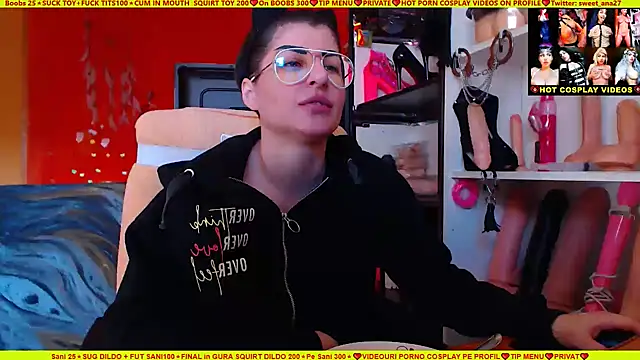 Snapshot of cuminmenowbbyx chatting on February 24, 1:31 pm cuminmenowbbyx online show from February 24, 1:31 pm