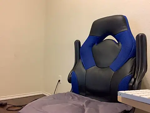 Youreherewithme online show from January 25, 10:29 am