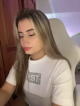 Miss valeriaa online show from July 5, 8:27 pm