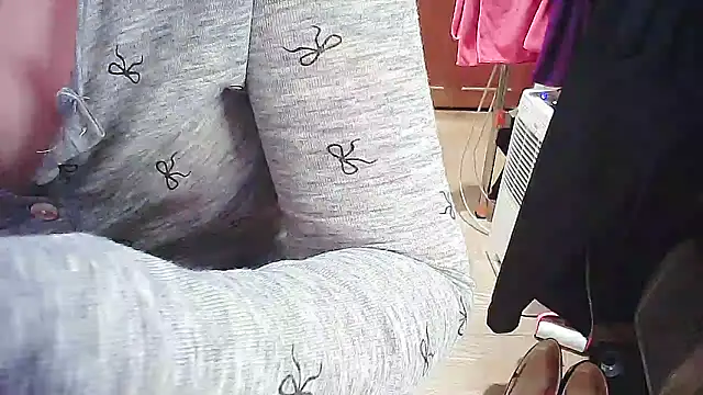 cindy01113520 online show from February 20, 2:13 pm