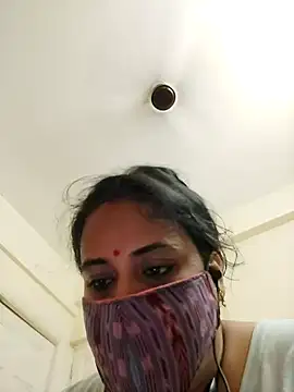 Snapshot of Sheela-Bhabi chatting on May 17, 1:40 pm Sheela-Bhabi online show from May 17, 1:40 pm