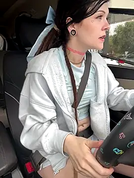 BlaizeyBBy online show from September 10, 10:43 pm