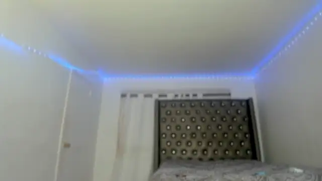 SashaMalone online show from January 10, 1:02 pm