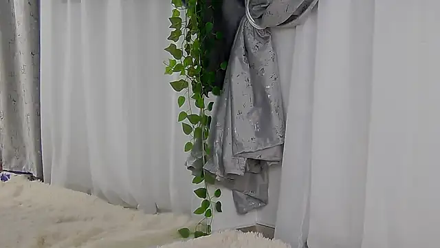 IsabelleEthan online show from October 17, 1:20 am