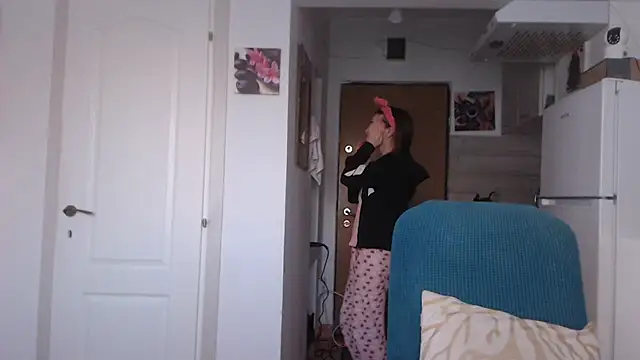 simyhvn online show from March 7, 5:08 am