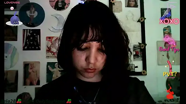 Snapshot of soynanabela28 chatting on December 9, 11:03 pm soynanabela28 online show from December 9, 11:03 pm