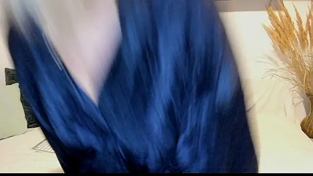 Jadore able online show from September 25, 2:15 am