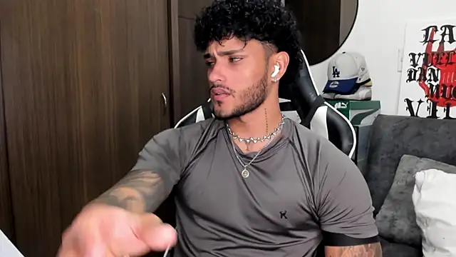 Alessandro Vanni online show from September 9, 3:17 am