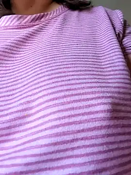 Canadian BBW online show from February 10, 9:30 pm