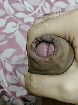 rockkyy9 online show from October 22, 7:46 pm