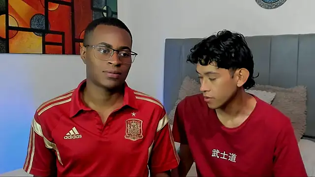 CrissBrownxxx online show from December 23, 4:32 am