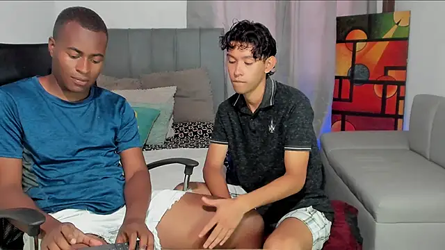Snapshot of CrissBrownxxx chatting on May 2, 9:20 pm CrissBrownxxx online show from May 2, 9:20 pm