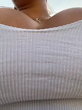 Snapshot of maymercy chatting on April 10, 10:25 pm maymercy online show from April 10, 10:25 pm