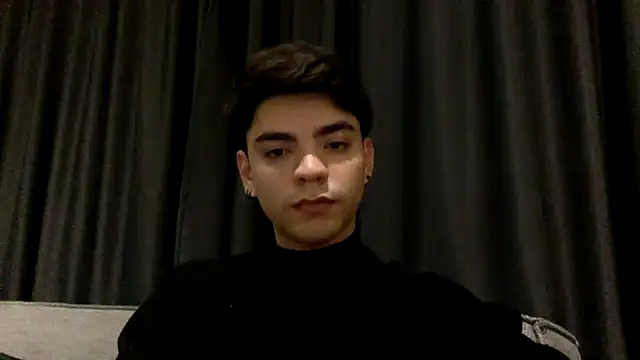 dylancrugerx online show from December 4, 10:51 pm