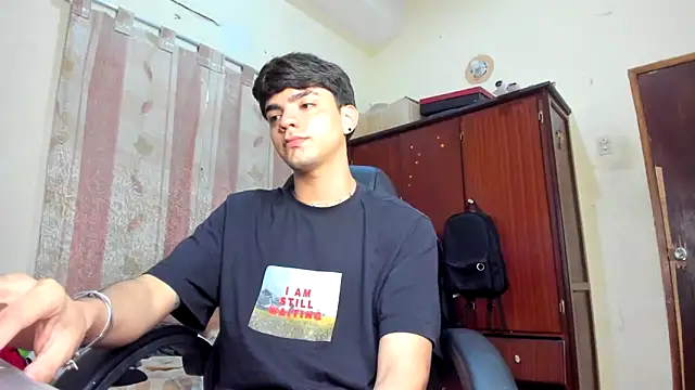 dylancrugerx online show from December 30, 9:08 pm